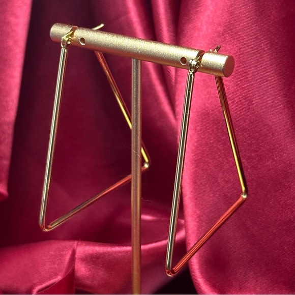 Gold Stainless Steel Geometric Hoop Earrings – Waterproof, Non-Tarnish, NWT - Picture 5 of 9